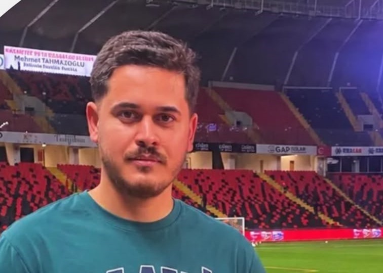Gaziantep’te sınava yetişmeye çalışan genç kazada hayatını kaybetti