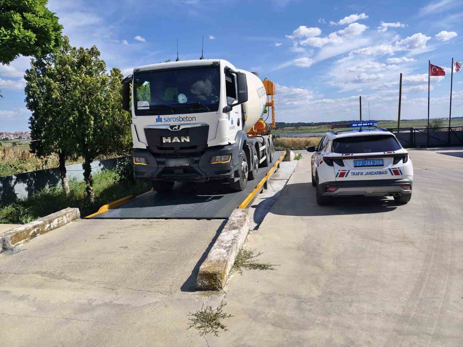 Çimentoyu fazla yükleyince 60 bin TL ceza kesildi