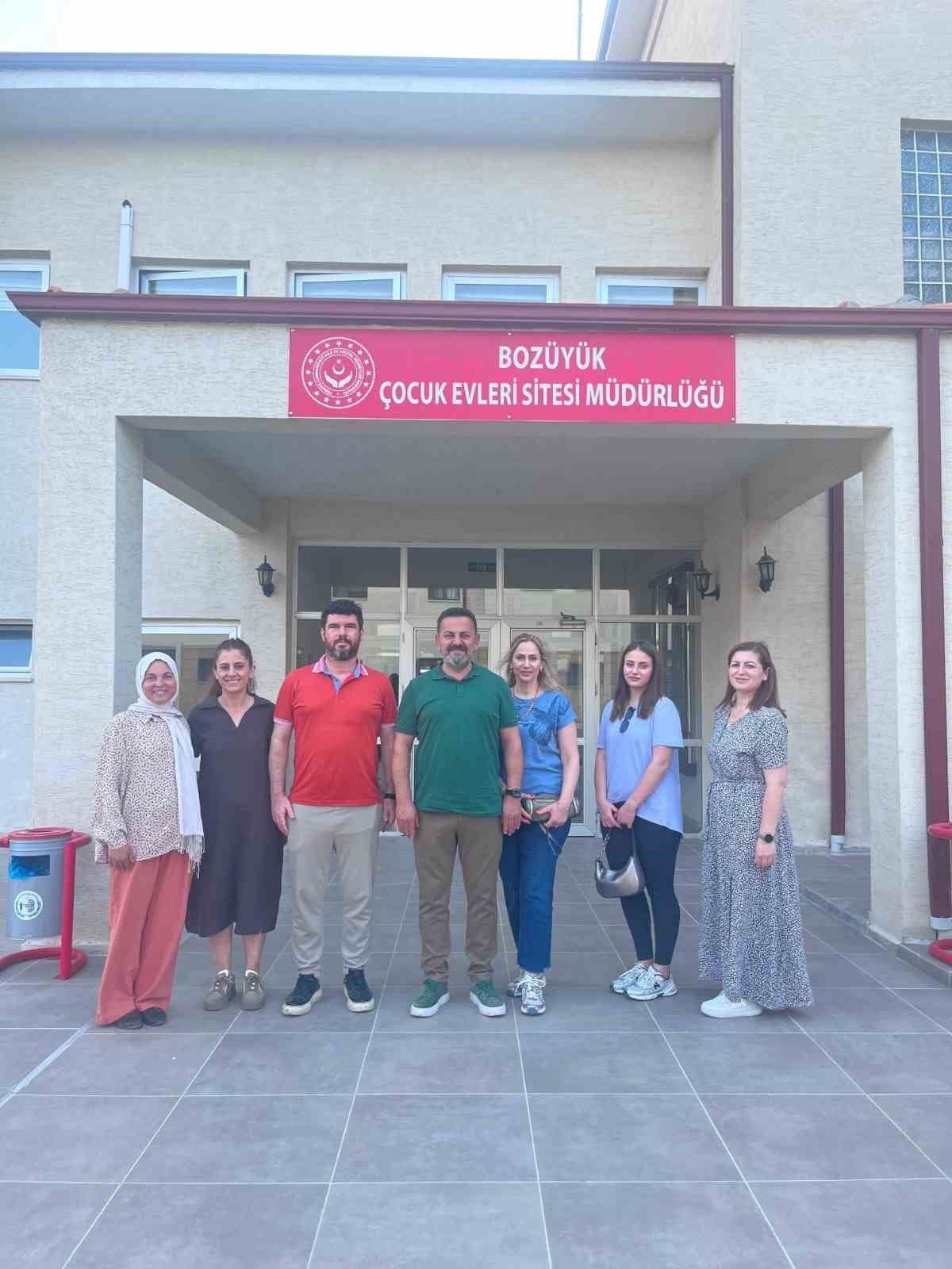 Bilecik'te çocuklarla yaz tatili buluşması