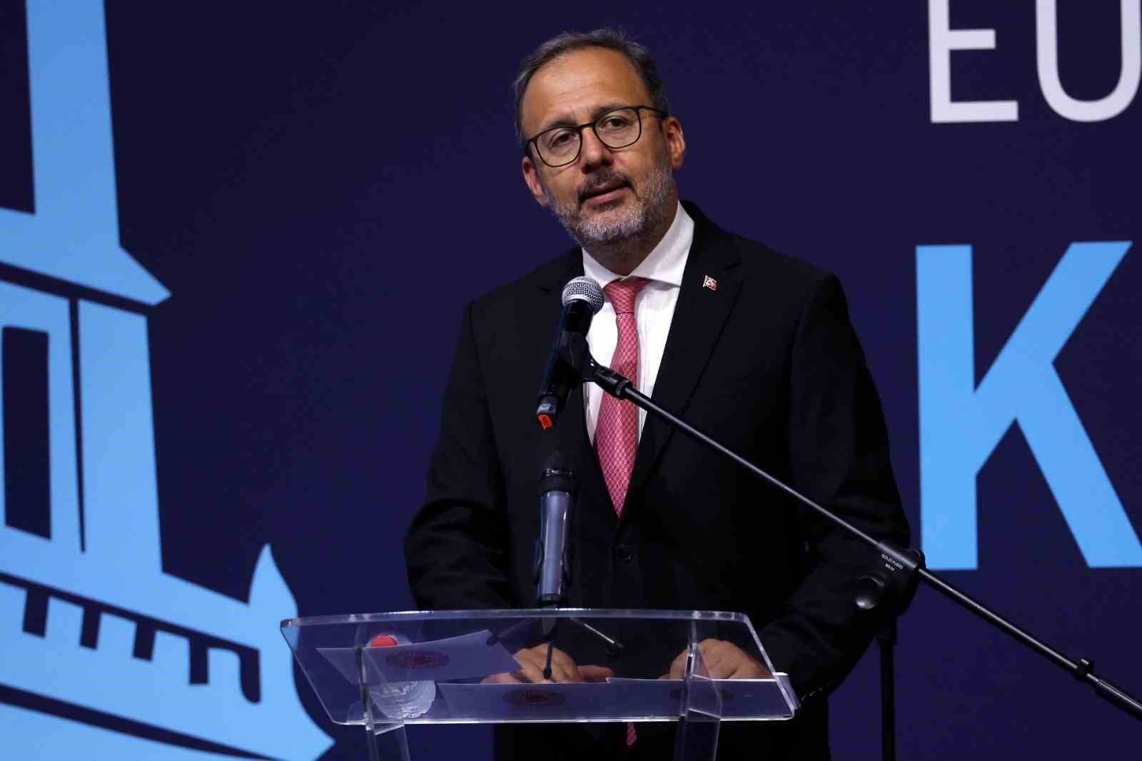 Kasapoğlu: 'Belediyeler engelli bireyler için daha fazla çalışmalı'