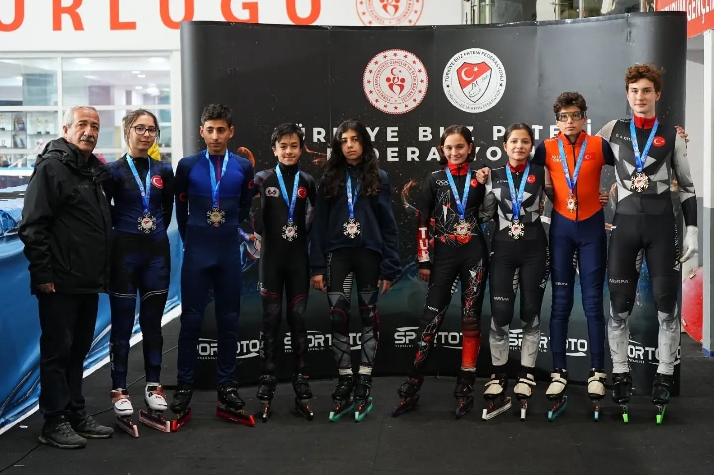 ERZURUM'DA DEVAM EDEN SHORT TRACK FEDERASYON KUPASI 1 YARIŞMASI 2. GÜNÜ SONA ERDİ.