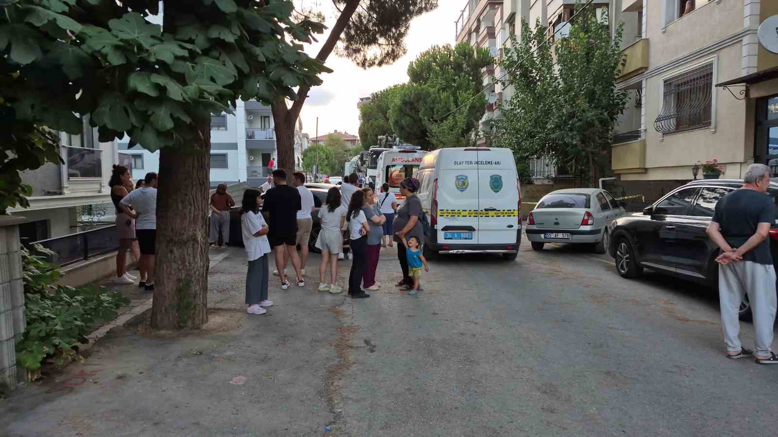 Maltepe’de beton mikserinin altında kalan kadın hayatını kaybetti