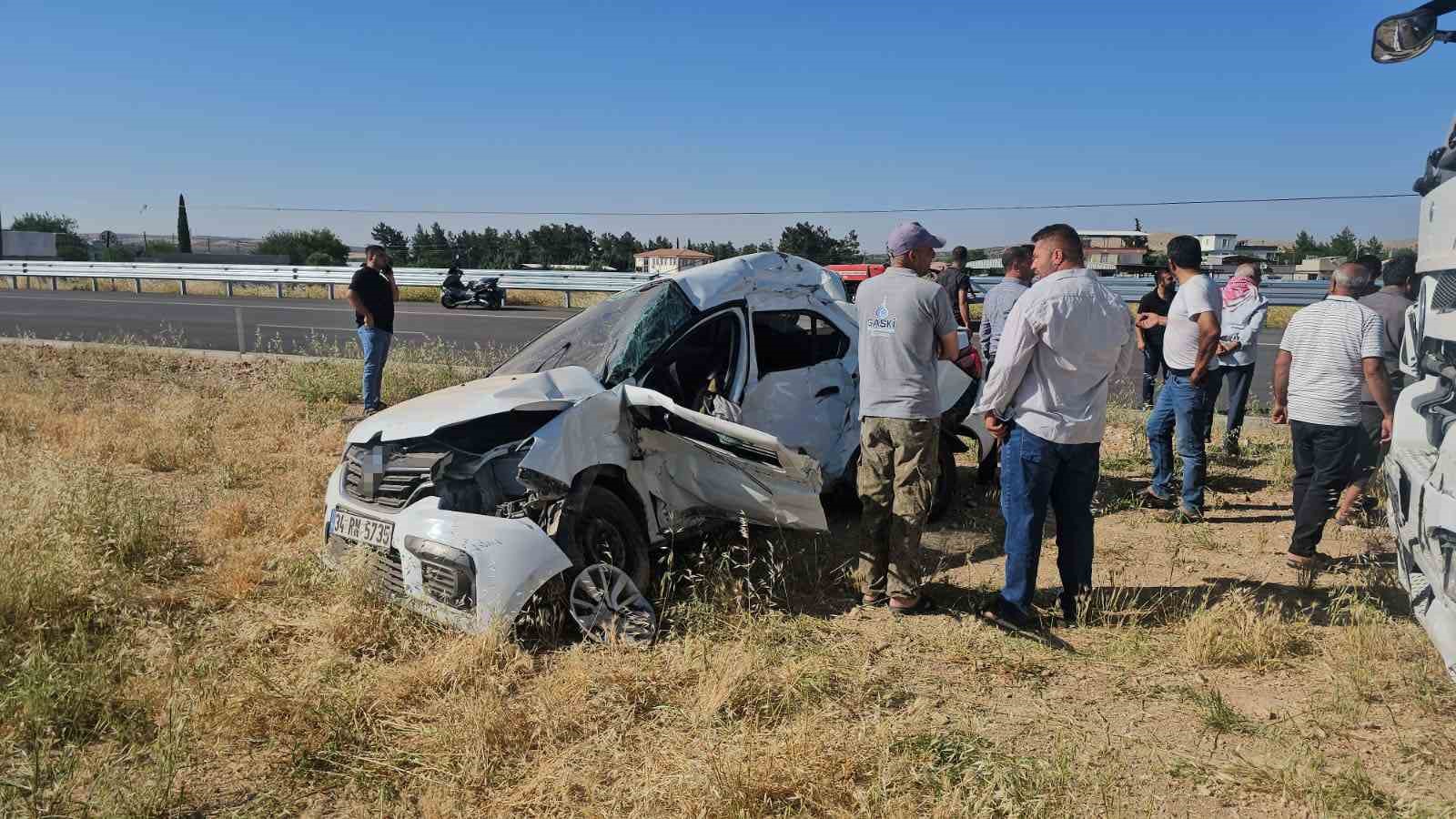 Gaziantep’te YKS yolunda feci kaza: 1’i ağır 2 öğrenci yaralandı