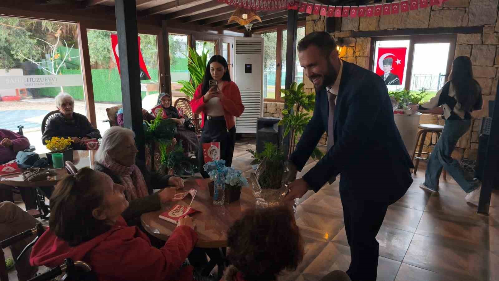 HUZUREVİ ZİYARETİ