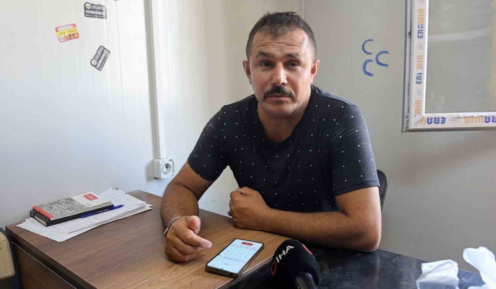 40 aydır yaşadığını kanıtlamaya çalışan adam 'Gözün aydın' sözleriyle müjdeli haberi aldı
