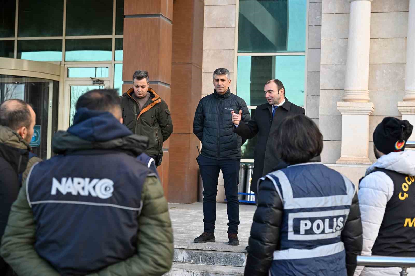 Muş’ta okul çevrelerinde emniyetten denetim: 1 iş yerine adli işlem
