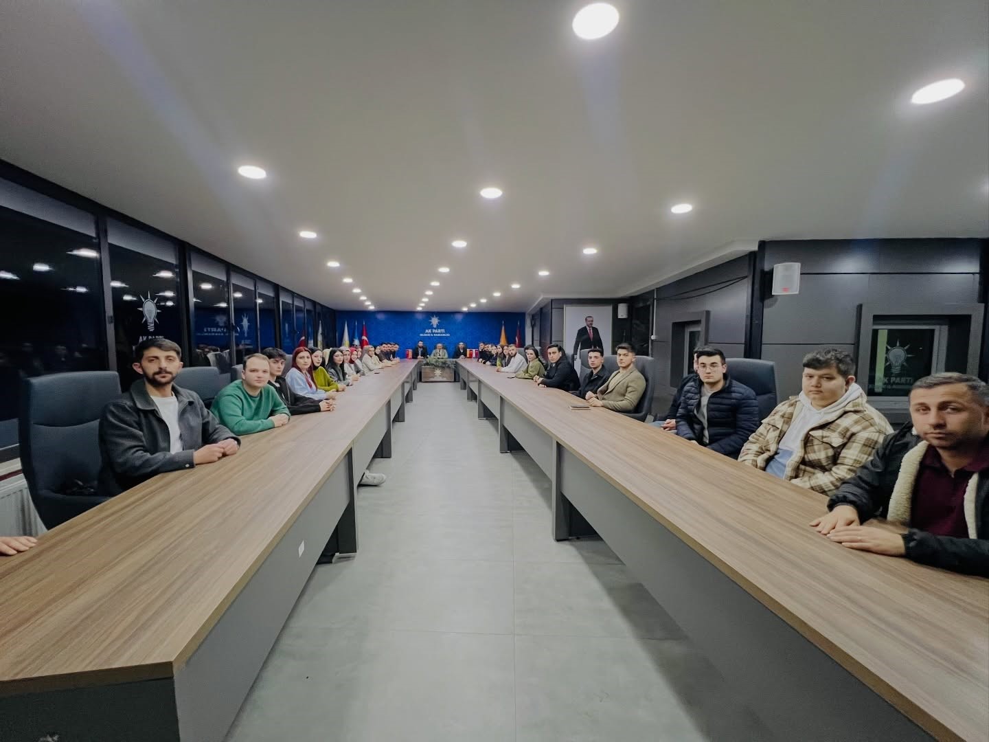 AK Parti Bilecik'te gençlik toplantısı