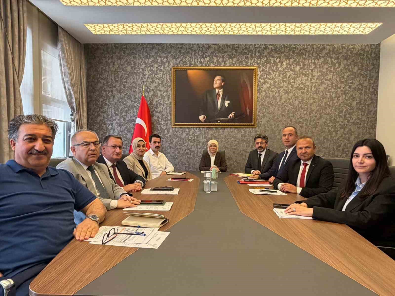 Düzce’de eğitim çalışmaları değerlendirme toplantısında ele alındı
