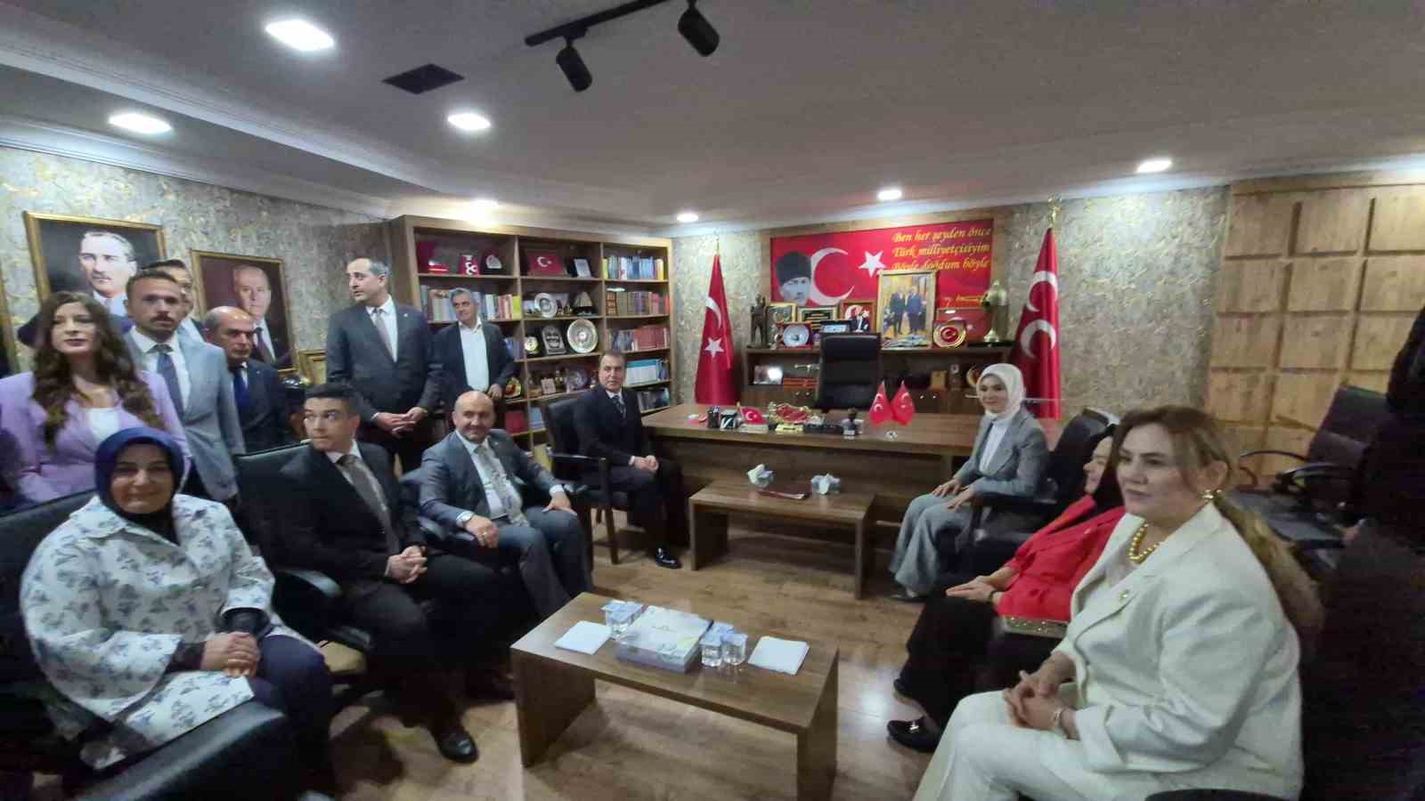 Bakan Göktaş'tan MHP Eskişehir İl Başkanlığı'na ziyaret