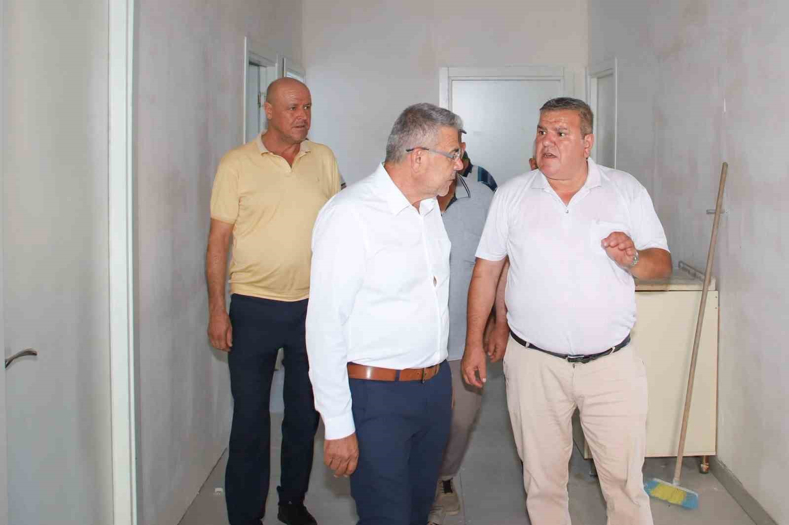 Ilıdağ Mahallesi'ndeki yeni sağlık ocağı hizmet binasında inceleme