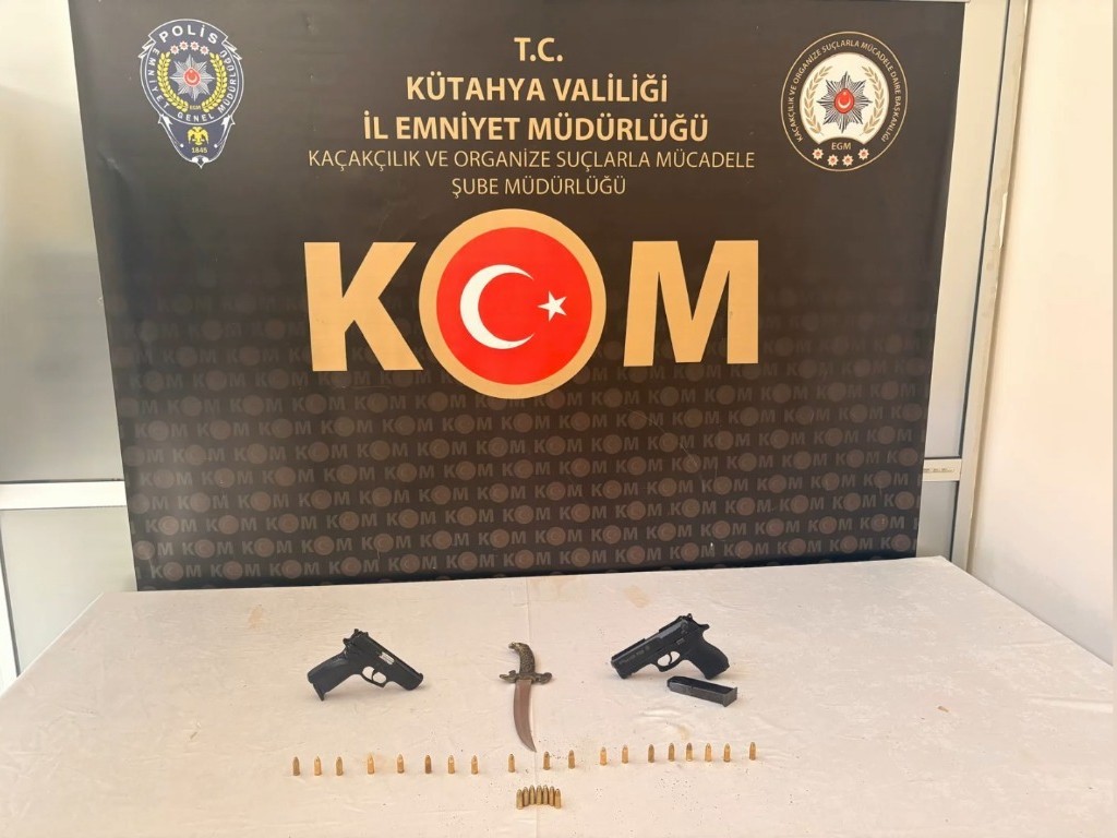 Kütahya'da suç örgütüne operasyon: 3 kişi tutuklandı