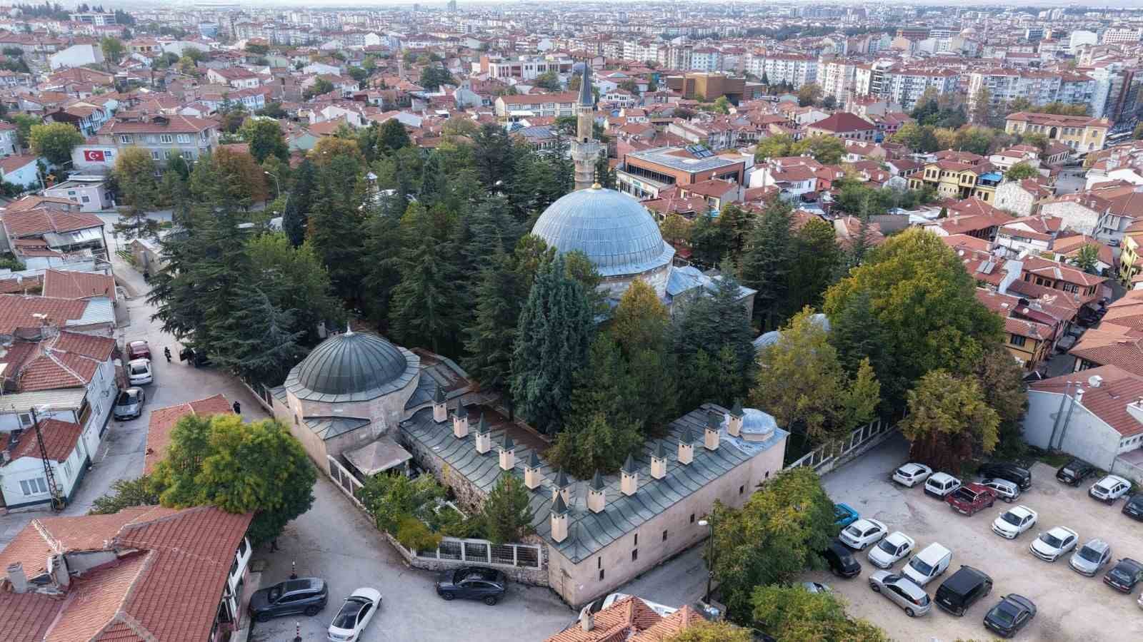 ESKİŞEHİR'İN TARİHİ VE KÜLTÜREL MİRASININ ÖNEMLİ MERKEZLERİNDEN KURŞUNLU KÜLLİYESİ