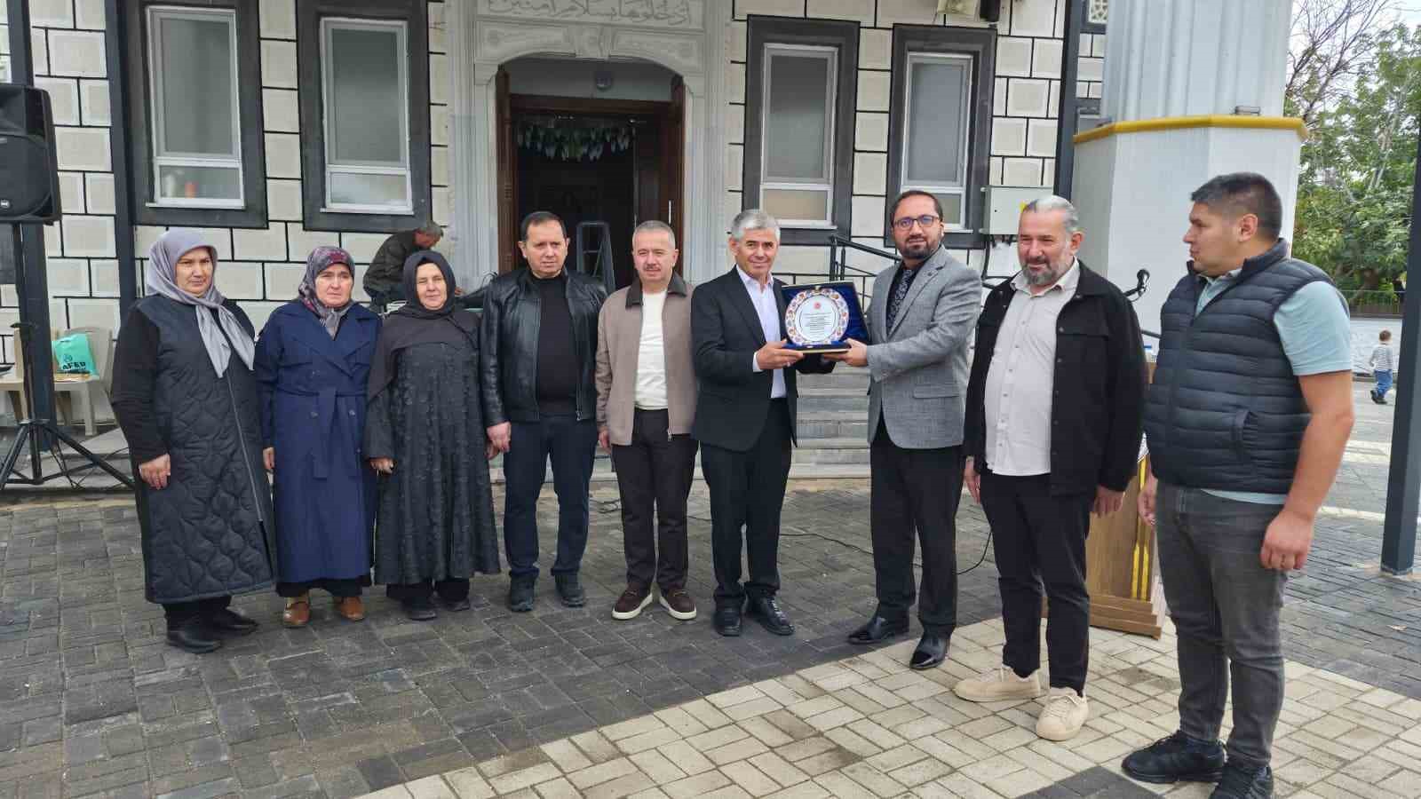 ADIYAMAN’DA 6 ŞUBAT DEPREMLERİNDE AĞIR HASAR ALARAK YIKILAN SAİT AĞA CAMİSİ, GİRESUNLU KARAOĞLANOĞLU AİLESİNİN KATKILARIYLA YENİDEN İNŞA EDİLEREK DÜZENLENEN TÖRENLE İBADETE AÇILDI.