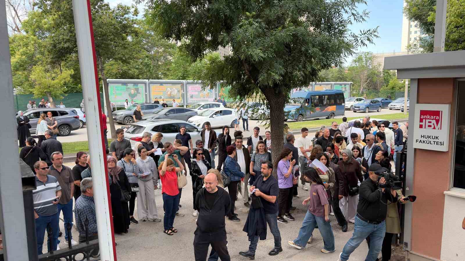 YKS’nin ilk oturumu olan TYT başladı