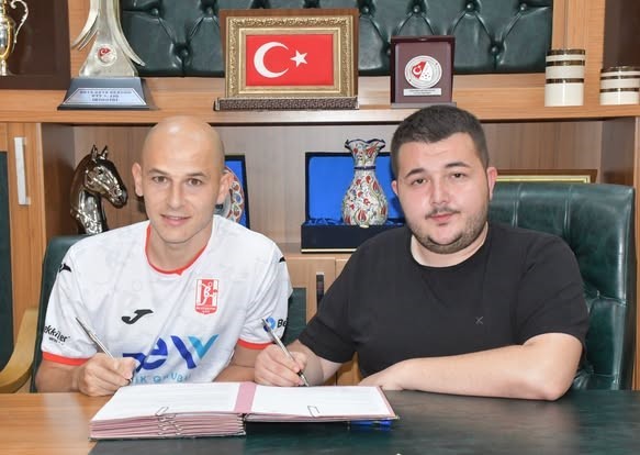 Muhammed Raşit Şahingöz Balıkesirspor’da
