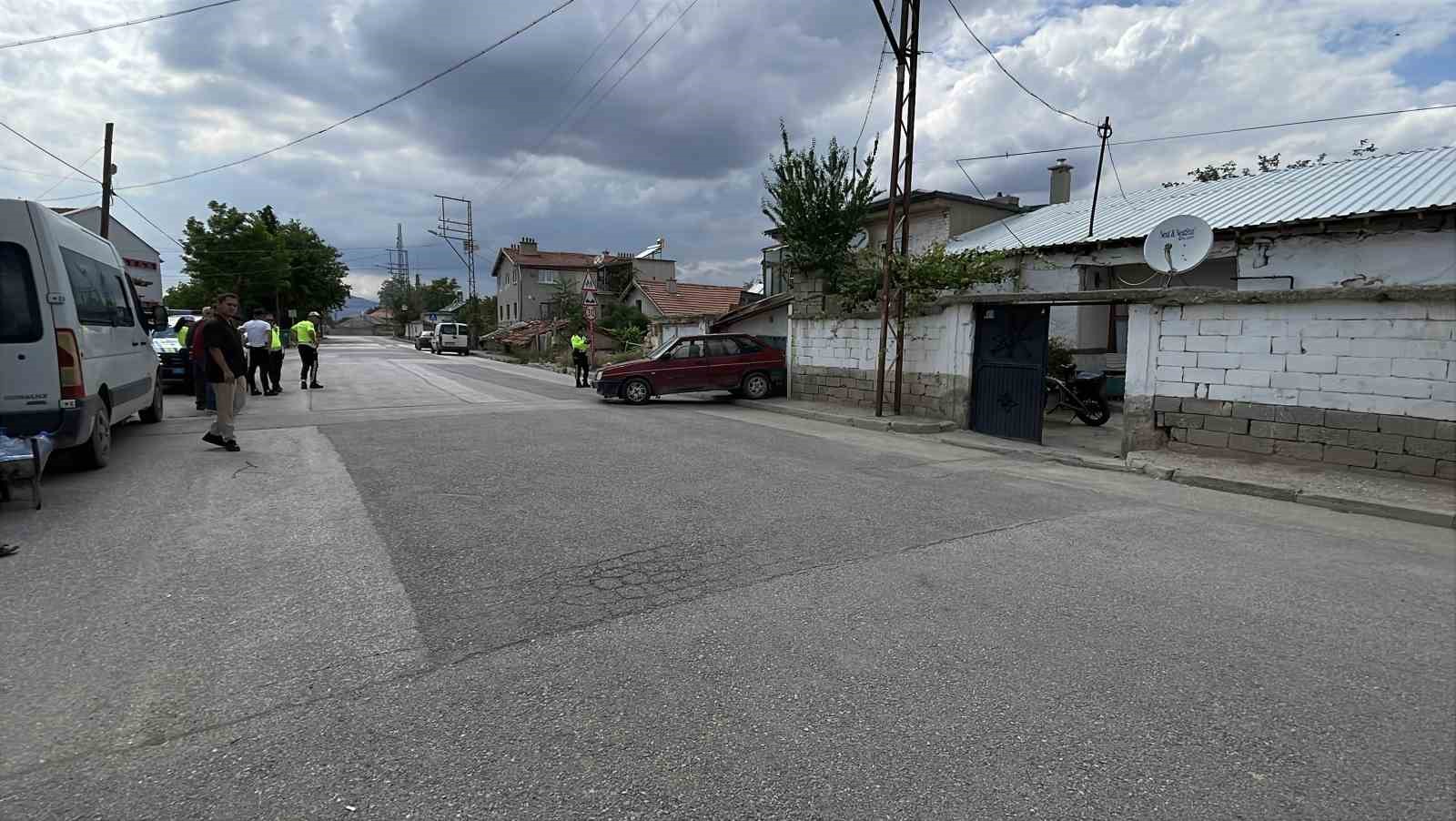 Uygulama noktasında geri geri kaçmaya çalışırken duvara çarptı