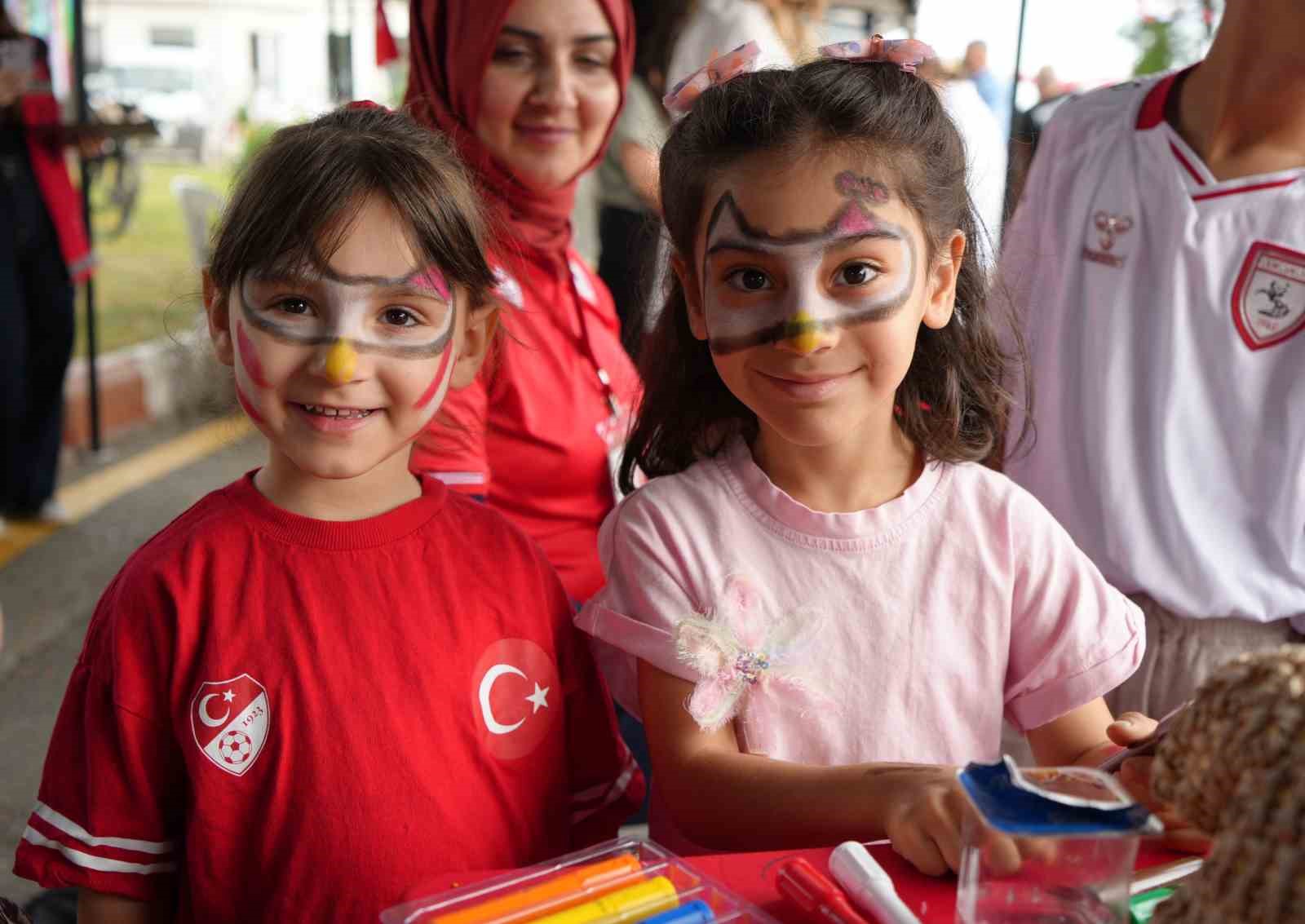 Samsunspor’un 60. yıl kutlamaları yaz şenliğiyle taçlandı