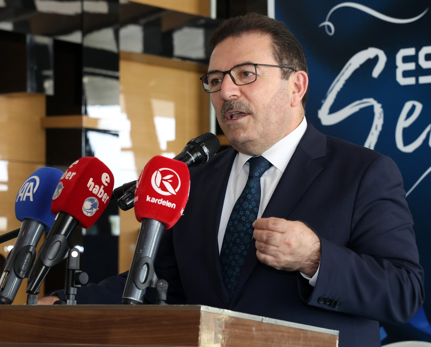 Erzurum’da alışveriş festivali açıldı