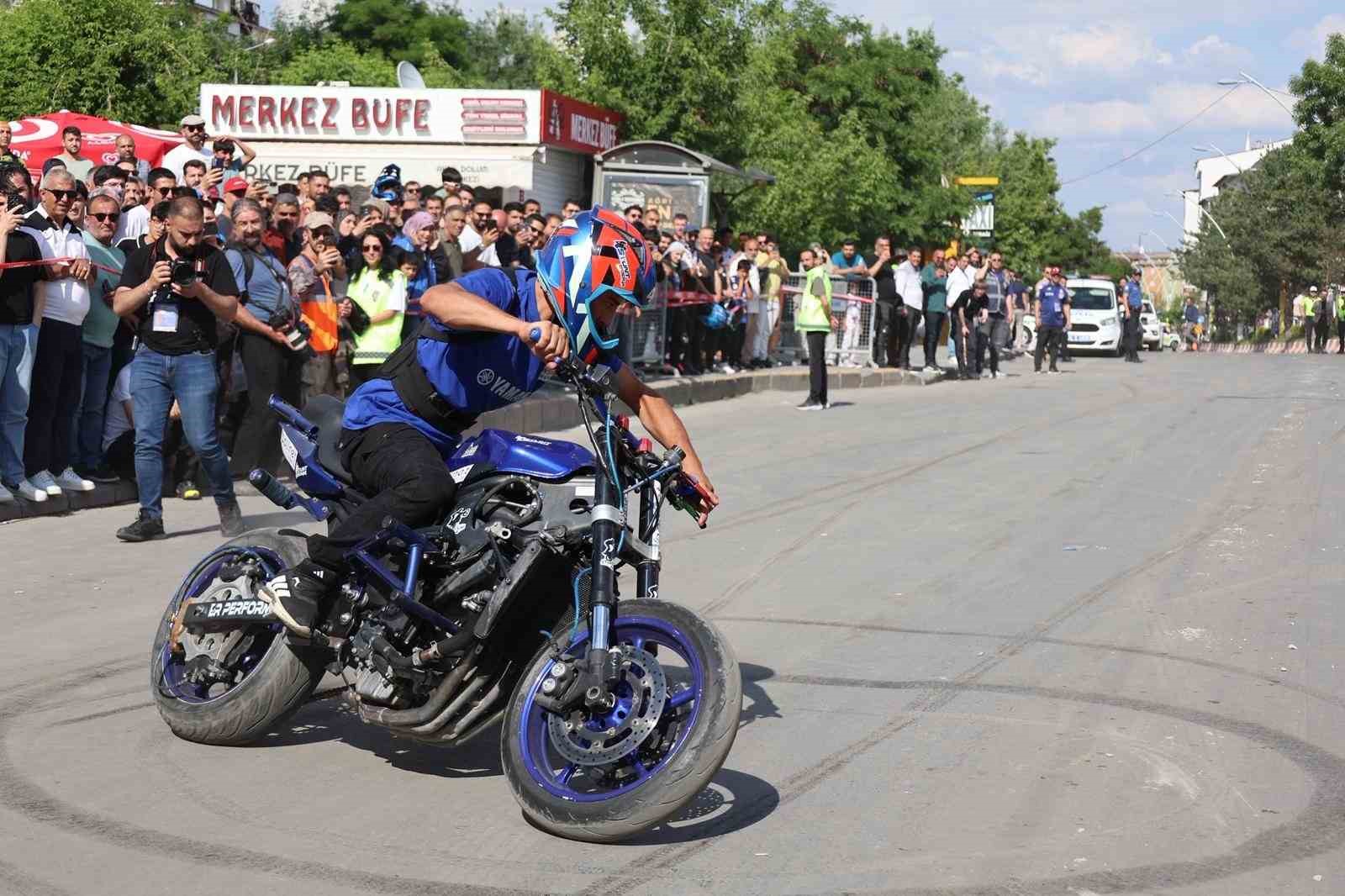 Türkiye Enduro ve ATV Şampiyonası Ağrı'da magazin startıyla başladı