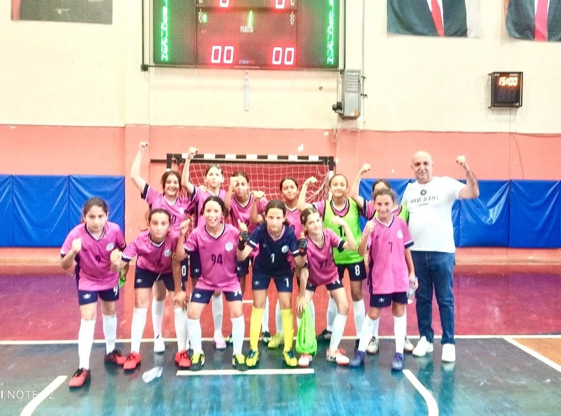 Şehit Rıfat Tunçbilek Ortaokulu’ndan futsalda önemli dereceler