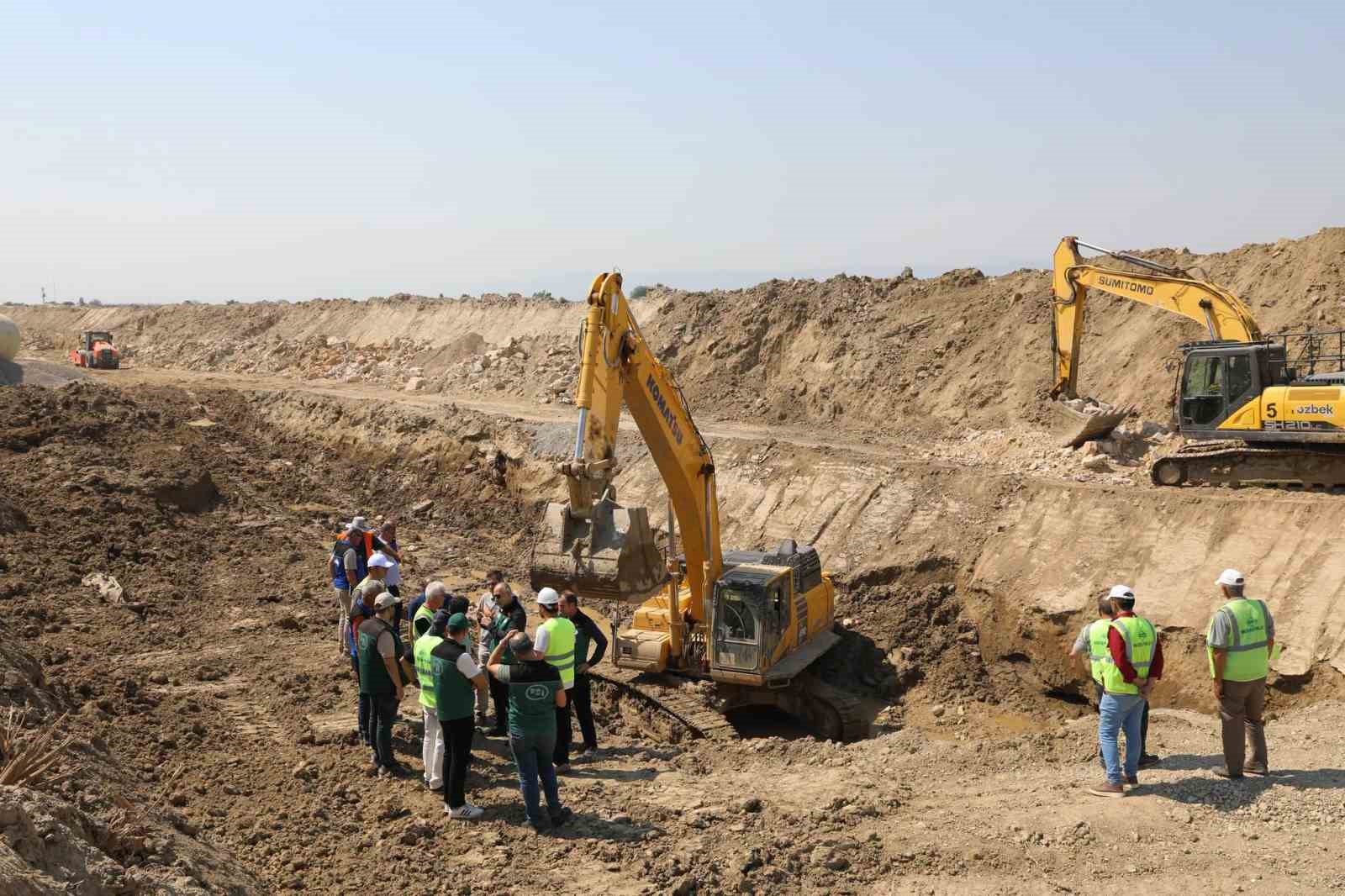 Koçarlı'da tarım arazileri taşkından korunacak