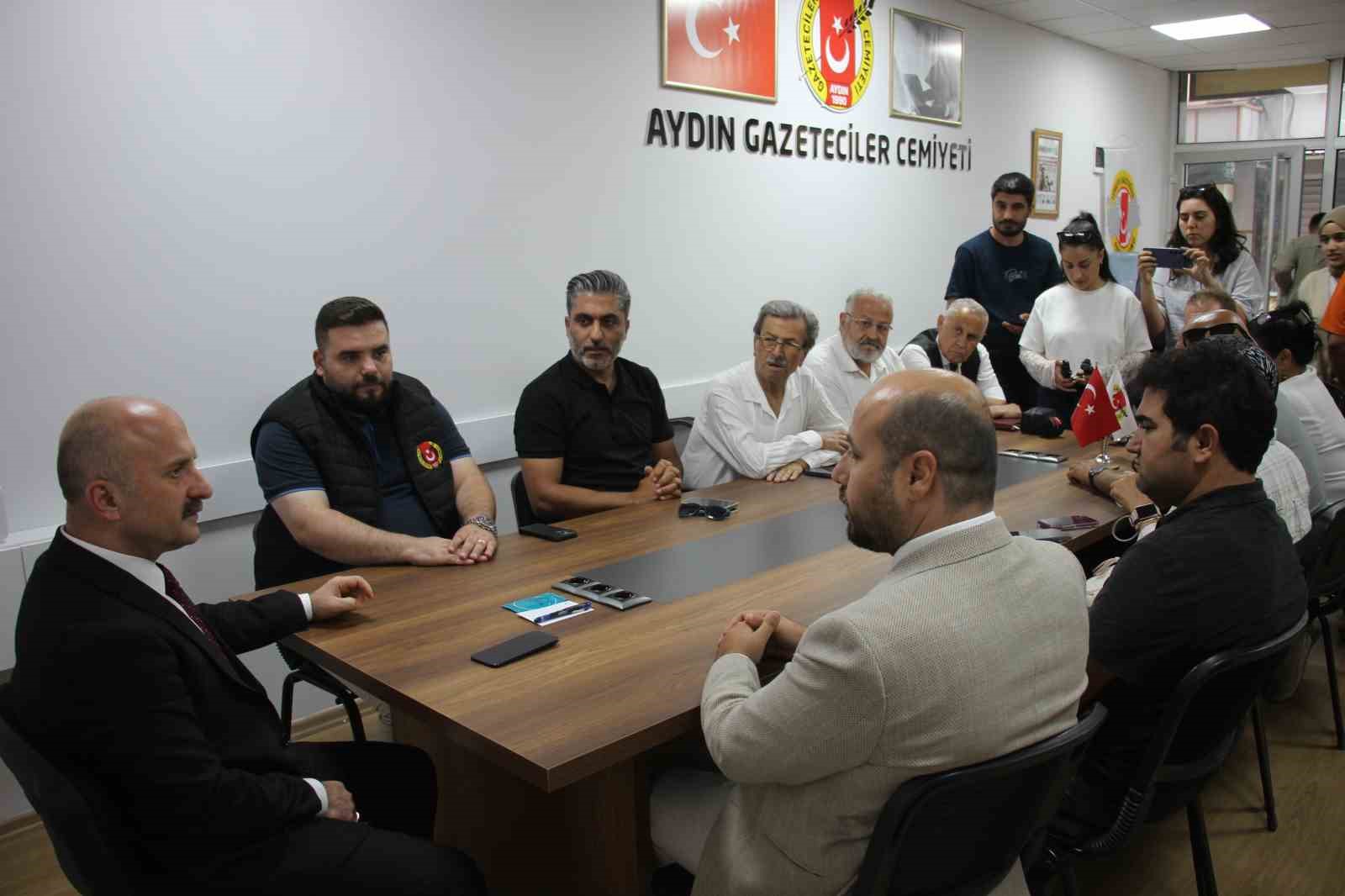 Aydın basınıyla bir araya gelen Vali Varol: "Basını önemli bir paydaş olarak görüyoruz"