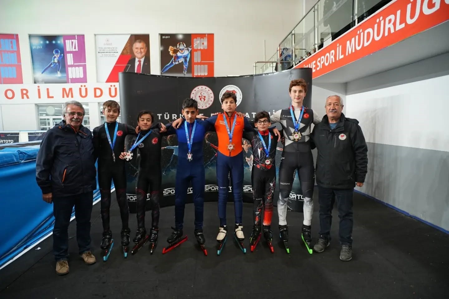 ERZURUM'DA DEVAM EDEN SHORT TRACK FEDERASYON KUPASI 1 YARIŞMASI 2. GÜNÜ SONA ERDİ.