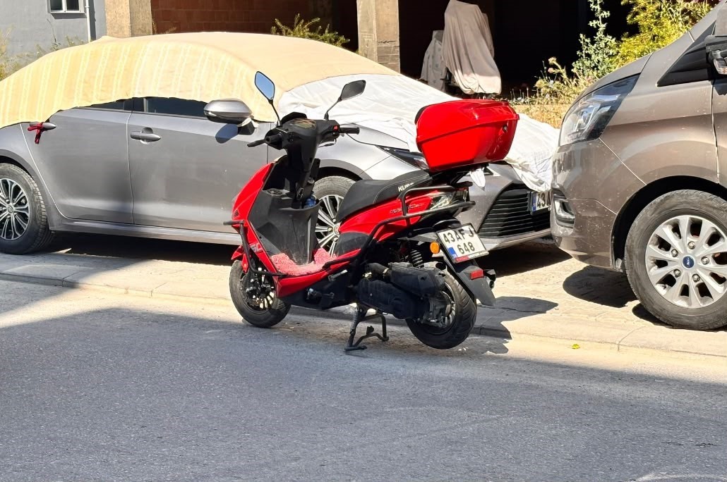 Tavşanlı'da motosiklet devrildi: 1 yaralı