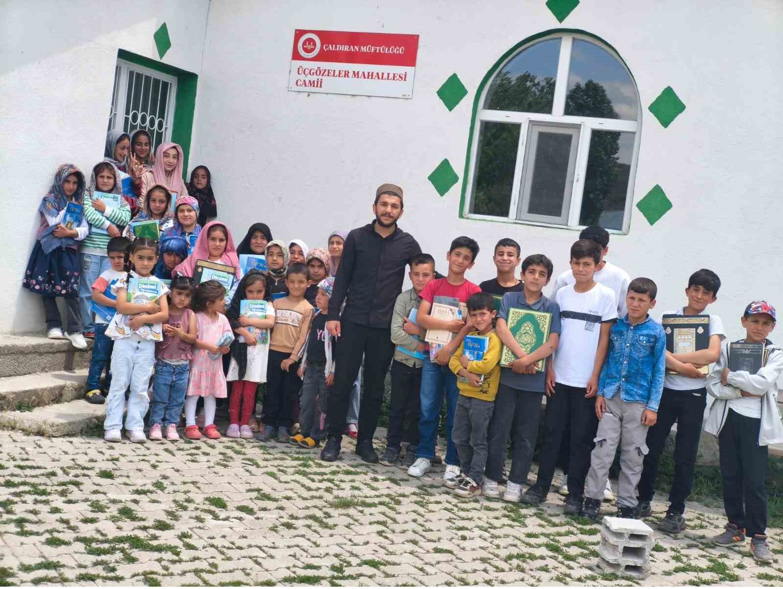 Çaldıran'da yaz Kur'an kursları büyük bir coşkuyla başladı