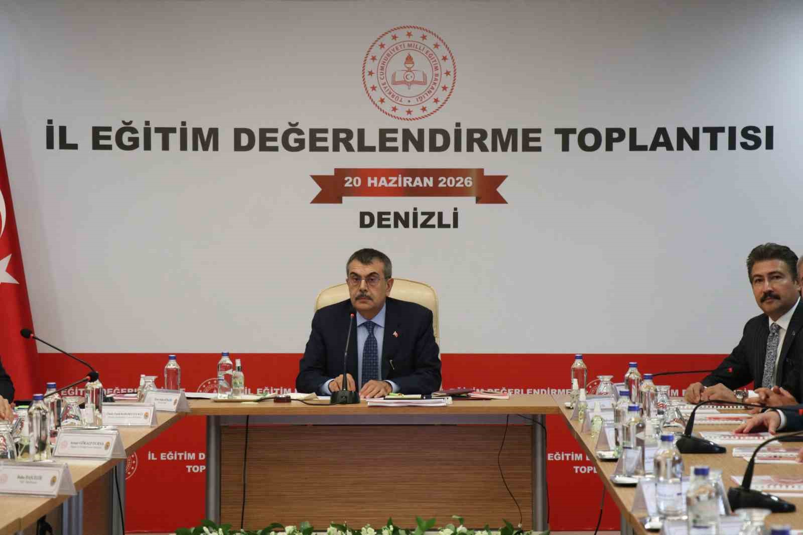 Milli Eğitim Bakanı Tekin: "YKS’ye giren bütün gençlerimize başarılar diliyorum"