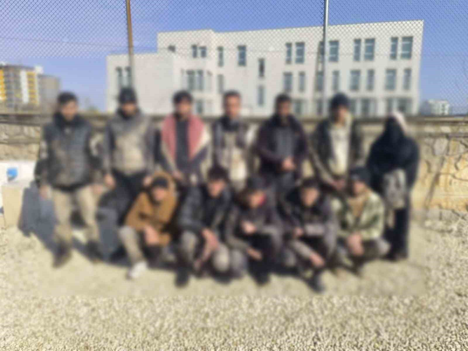 Şanlıurfa’da 68 kaçak göçmen yakalandı