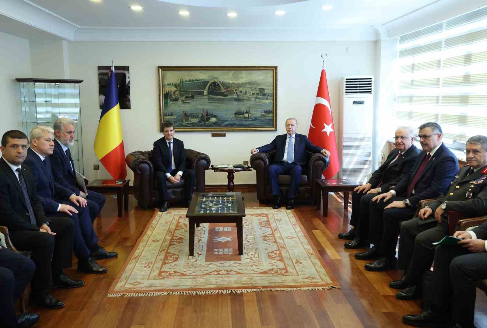 Cumhurbaşkanı Erdoğan, Romanya Cumhurbaşkanı Dan ile görüştü