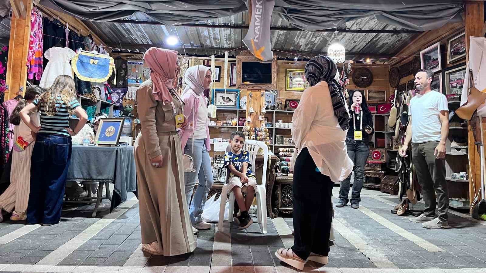 Kahramanmaraş’ta kursiyerlerin el emeği ürünleri Ağustos Fuarında