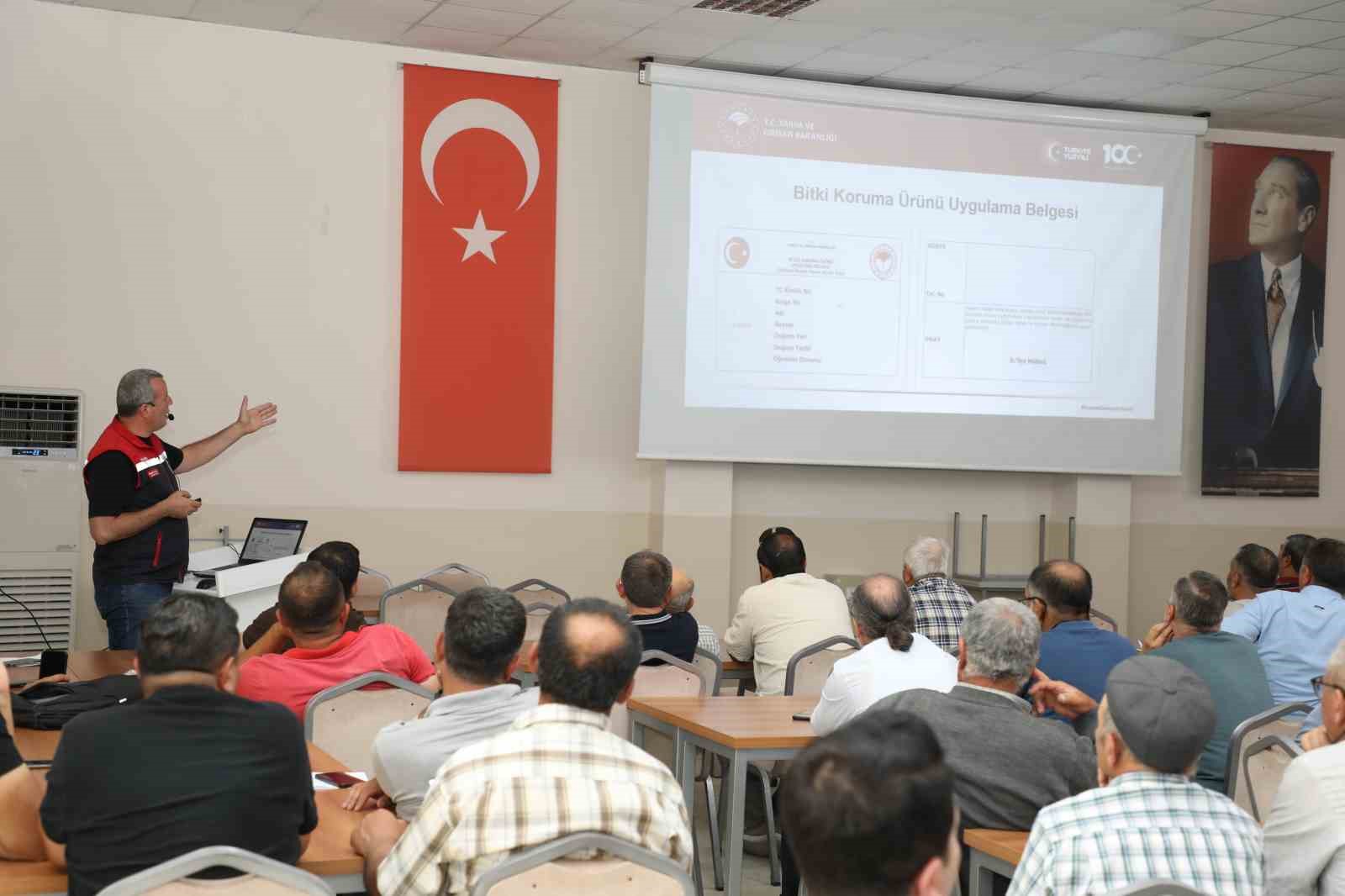 Eskişehir’de çiftçilere “bitki koruma” eğitimi