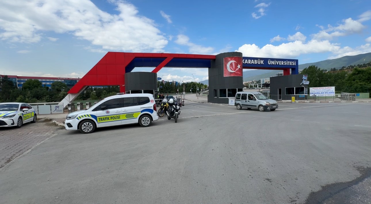 Karabük’te YKS heyecanı: 20 saniyeyle sınava yetişemedi