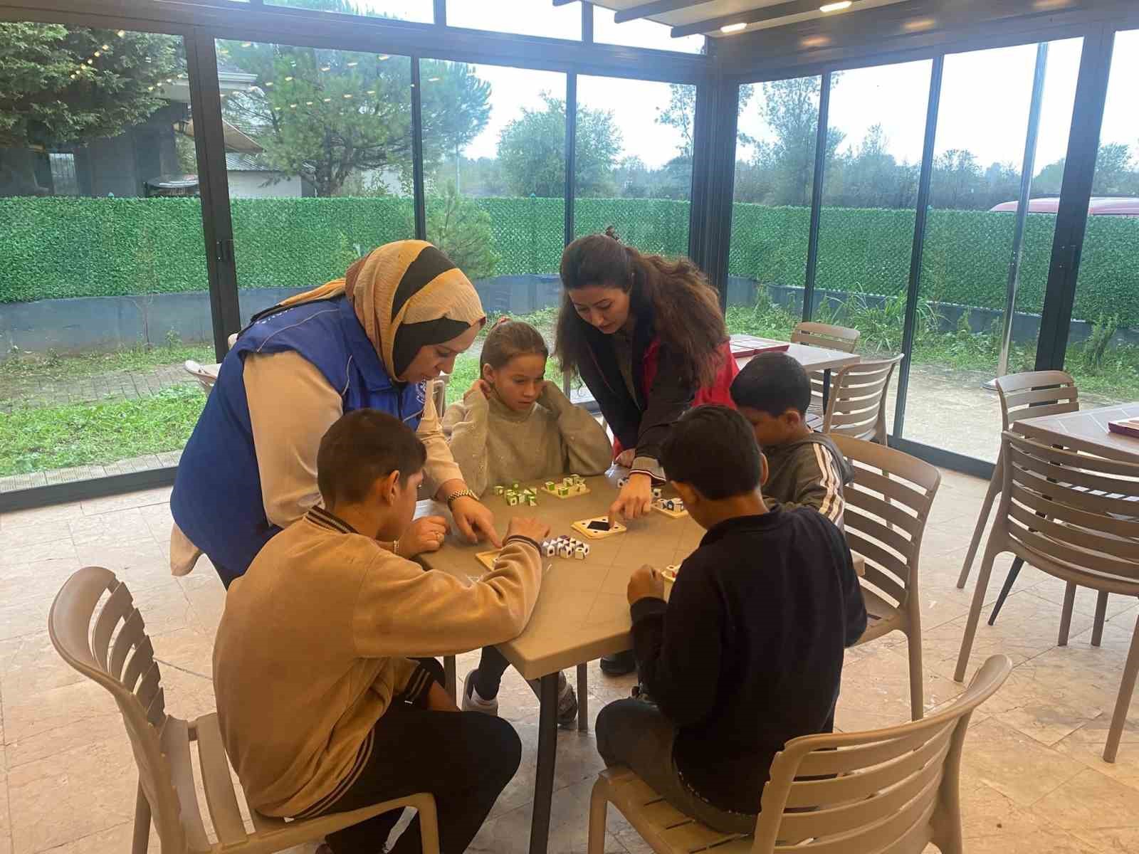Düzce'de çocuklar akıl ve zeka oyunlarıyla buluştu