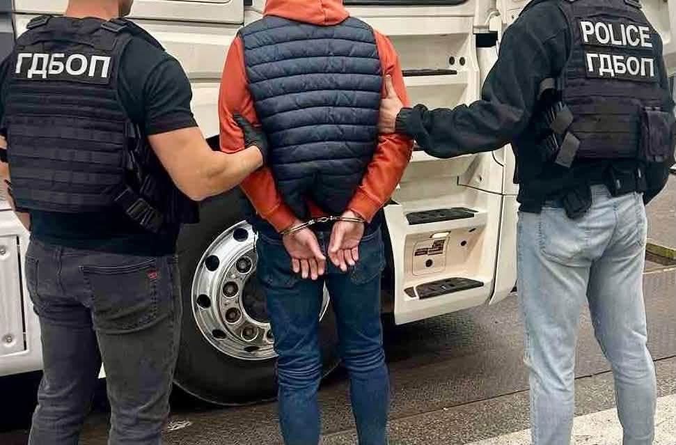 Türkiye’ye sokulmak istenen 12,63 kilogram kokain ele geçirildi