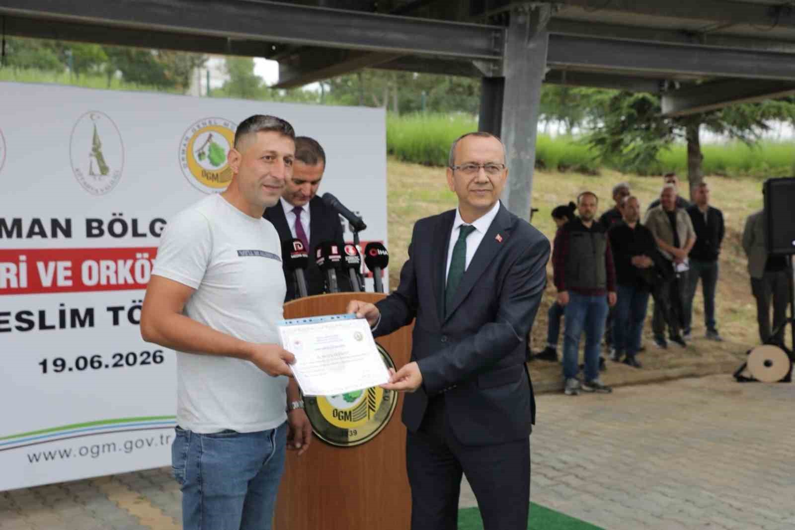 Kütahya’da hem üretime hem yangınla mücadeleye destek