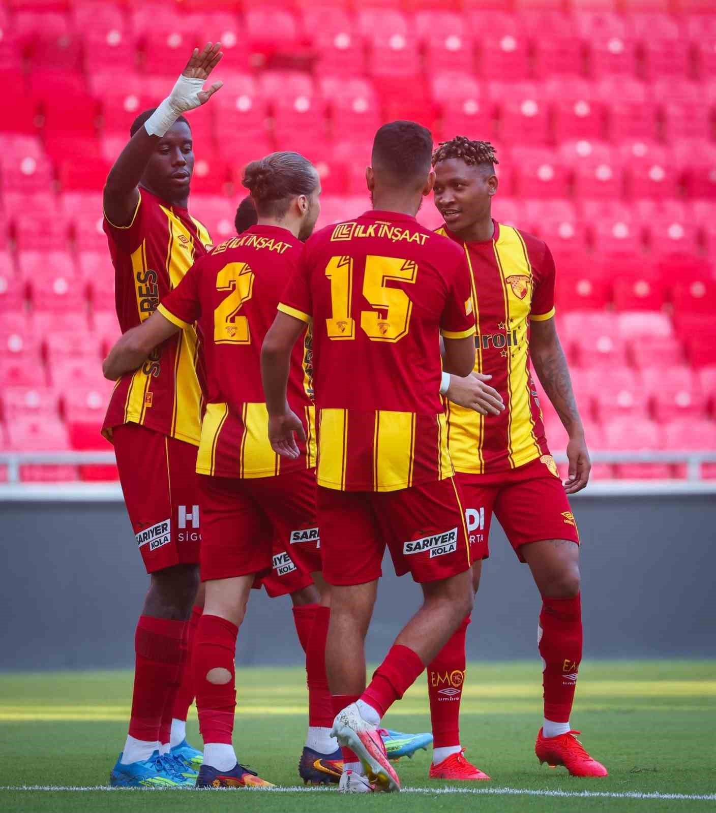 Göztepe yaş ortalamasıyla dikkat çekiyor