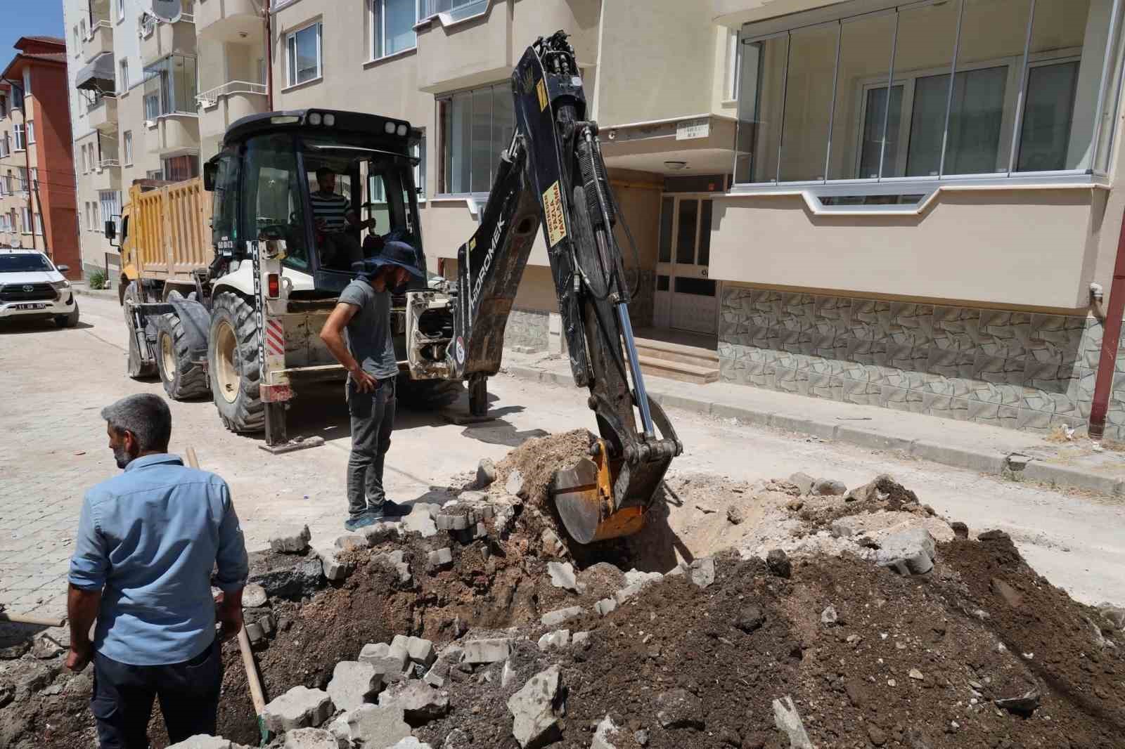 Bilecik'te yeni içme suyu hattına 400 abone bağlandı