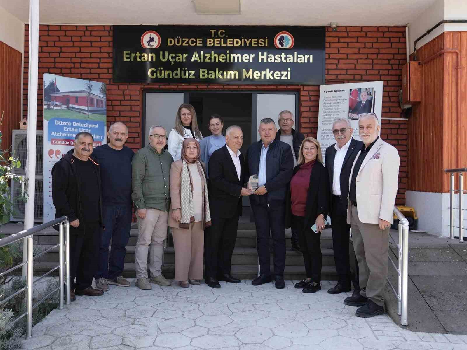 Lokman Ayva'dan Düzce'de sosyal projelere destek