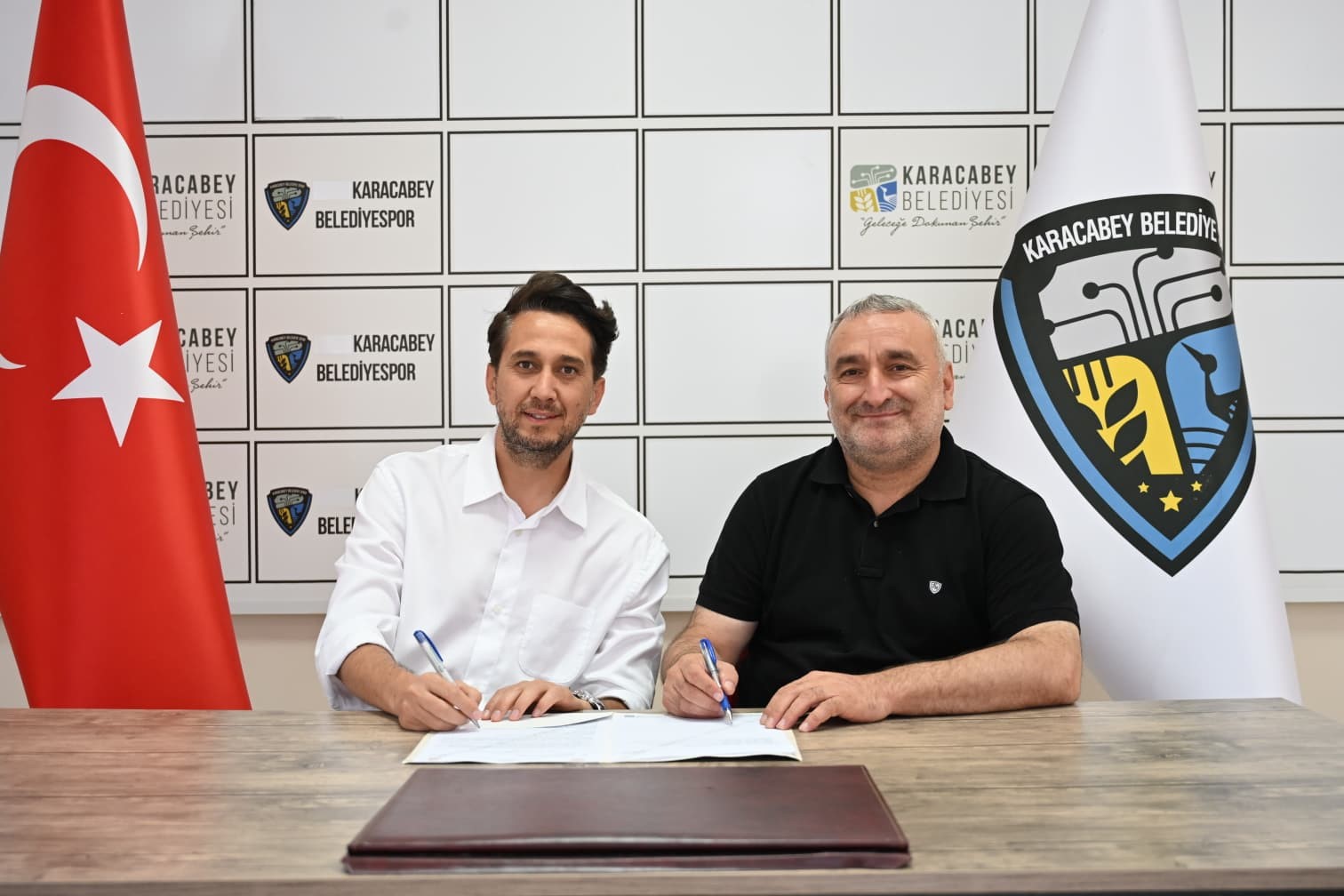 Karacabey Belediyespor'un yeni teknik direktörü Ramazan Çelik oldu