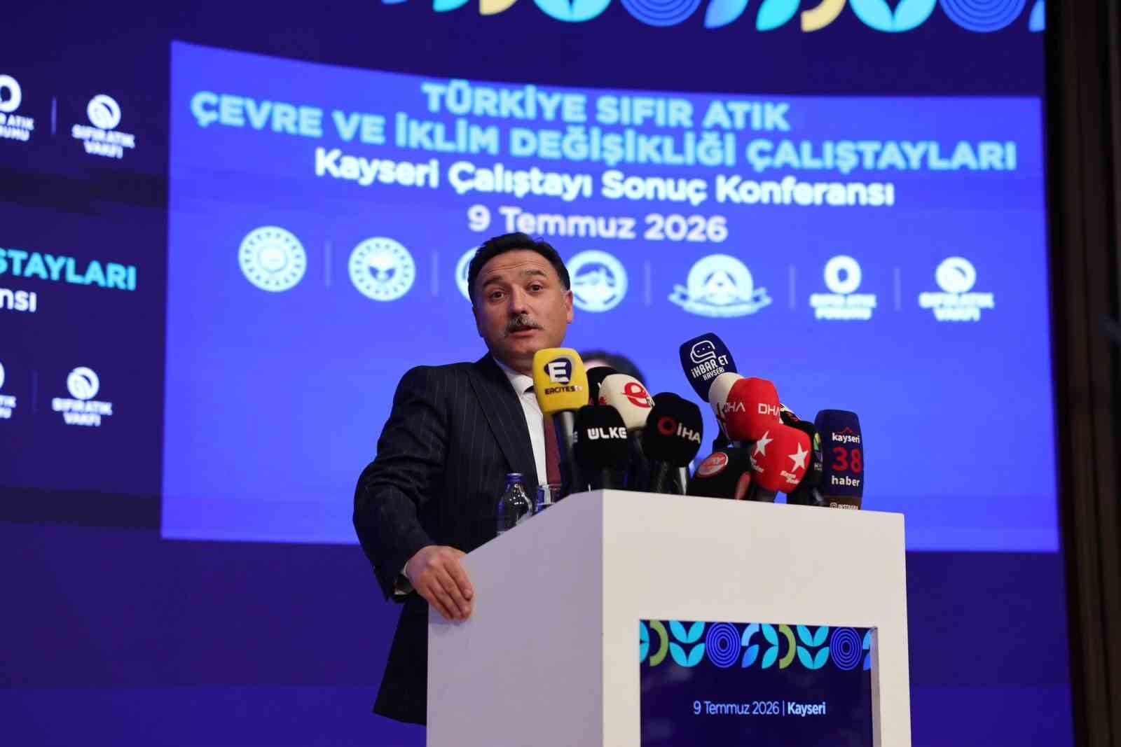 Vali Çiçek: 'Yeşil Mutabakat ve sıfır atıkla ilgili çalışmalar bizim şehrimiz için hayati önemdedir'