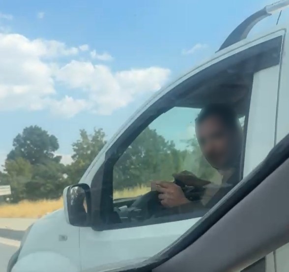 Eskişehir’de trafikteki kavga kamerada