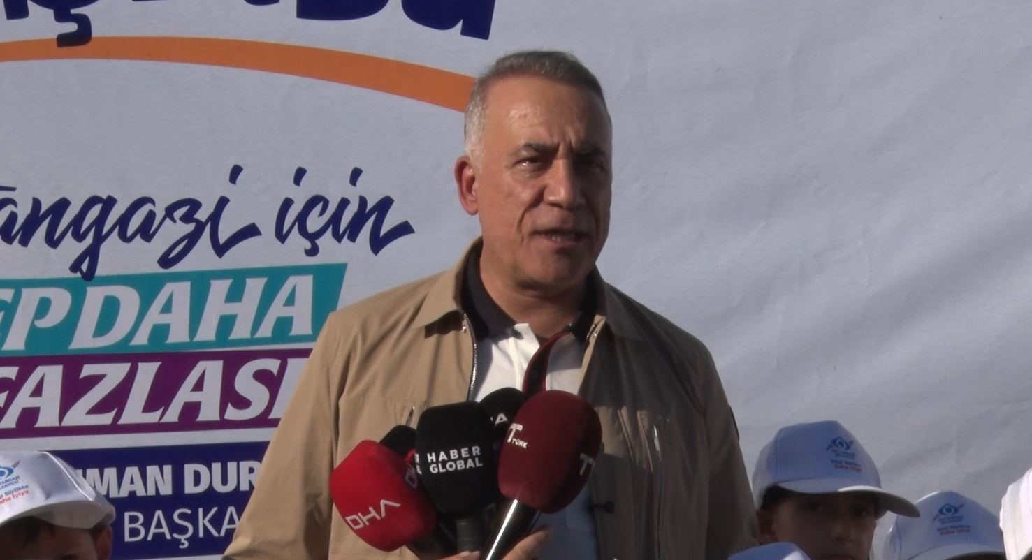 Sultangazi'de 'Bilim Firarda' etkinliğine çocuklardan yoğun ilgi