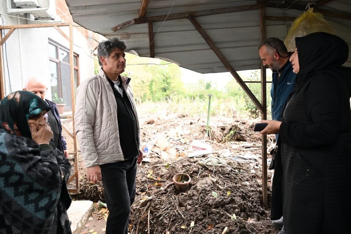 Kartepe'de afetten etkilenen ailelere ziyaret