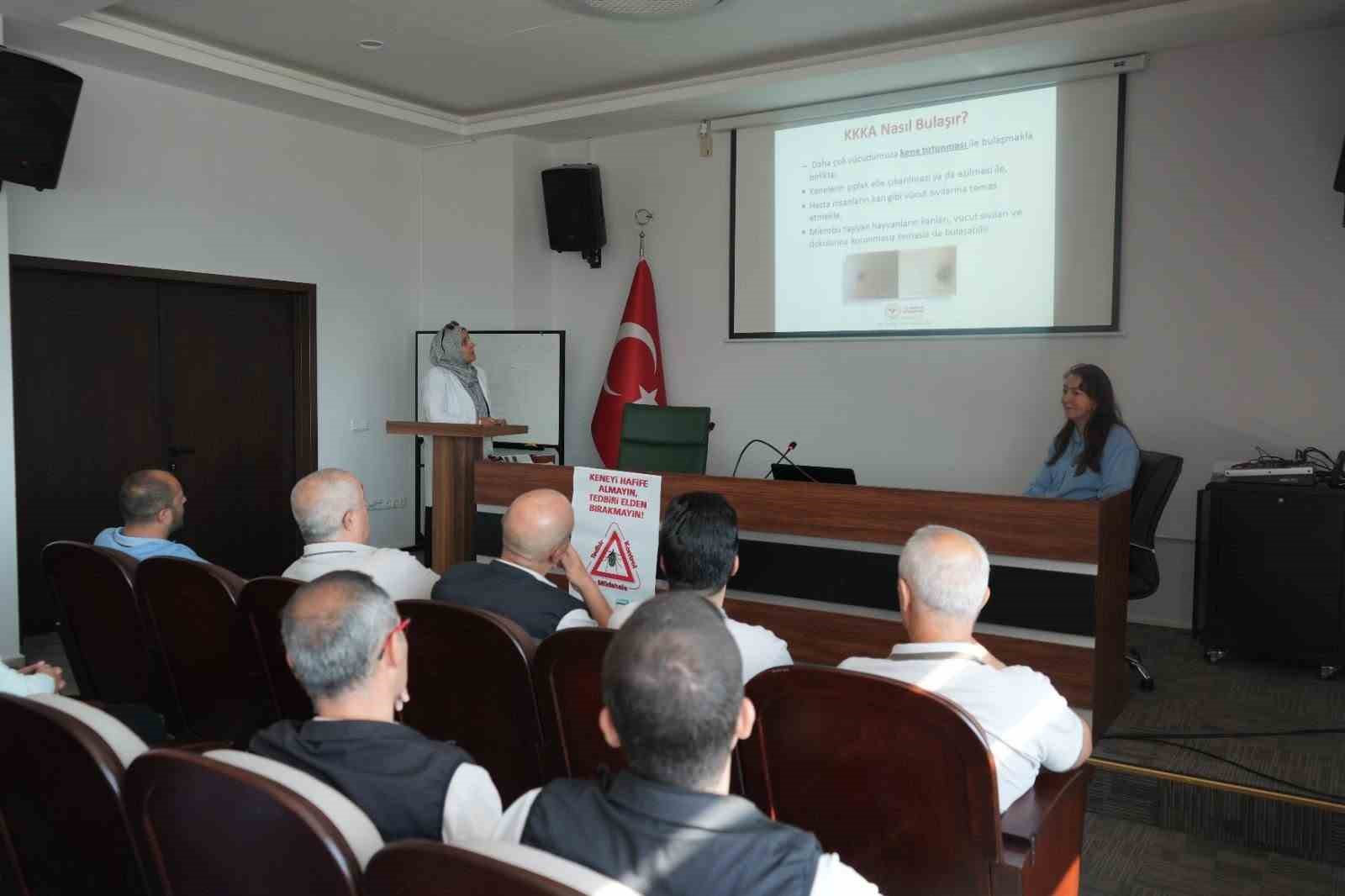 Kütahya'da OBM personeline KKKA hastalığına karşı bilgilendirme eğitimi