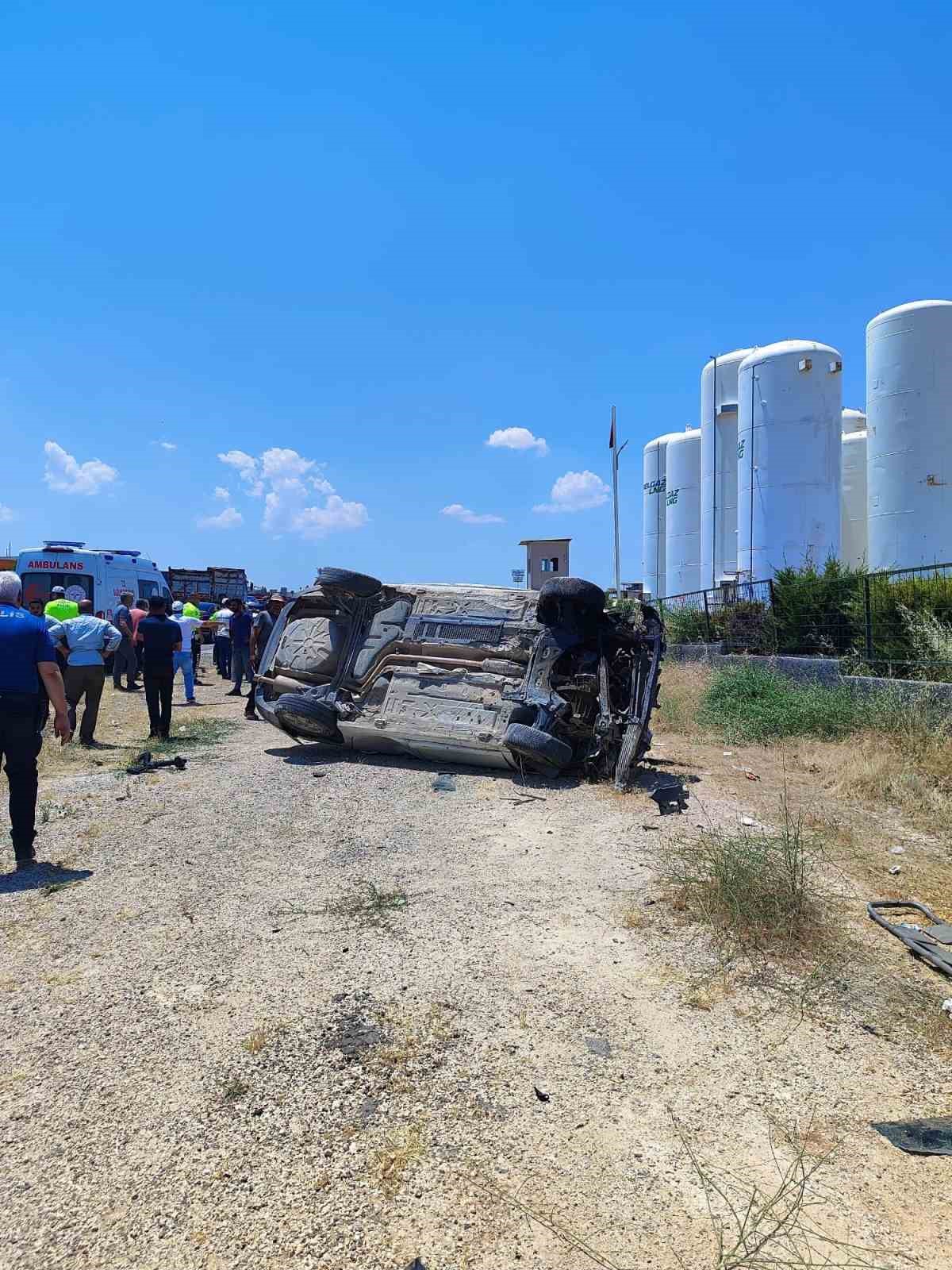 Takla atan otomobildeki 7 yaşındaki çocuk hayatını kaybetti