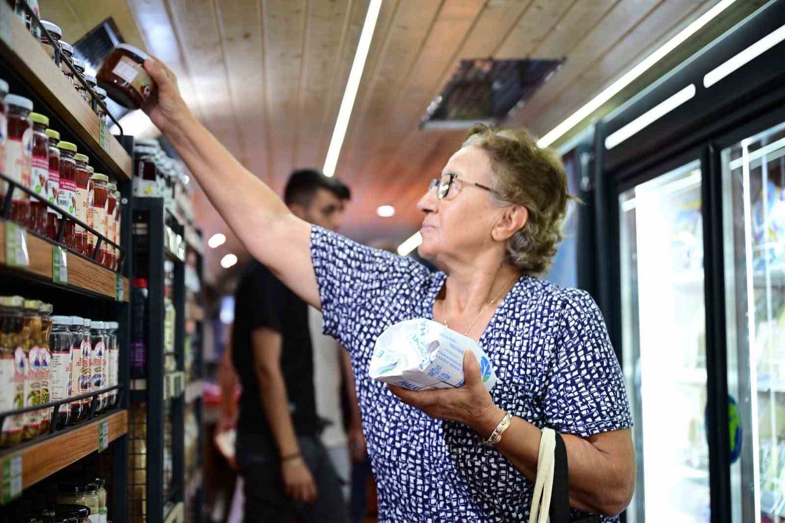 Didim Akbük'te Mobil Halk Ege Et'e yoğun ilgi