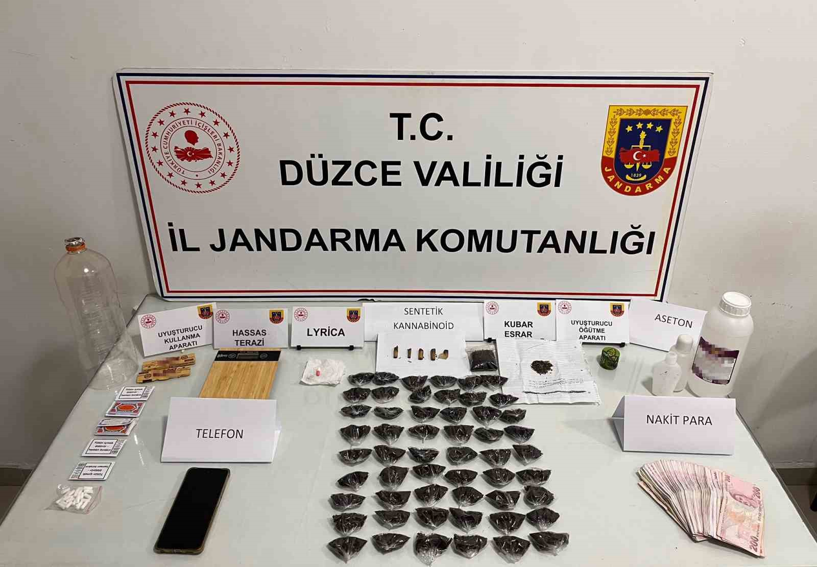 Düzce'de jandarmadan uyuşturucu operasyonu